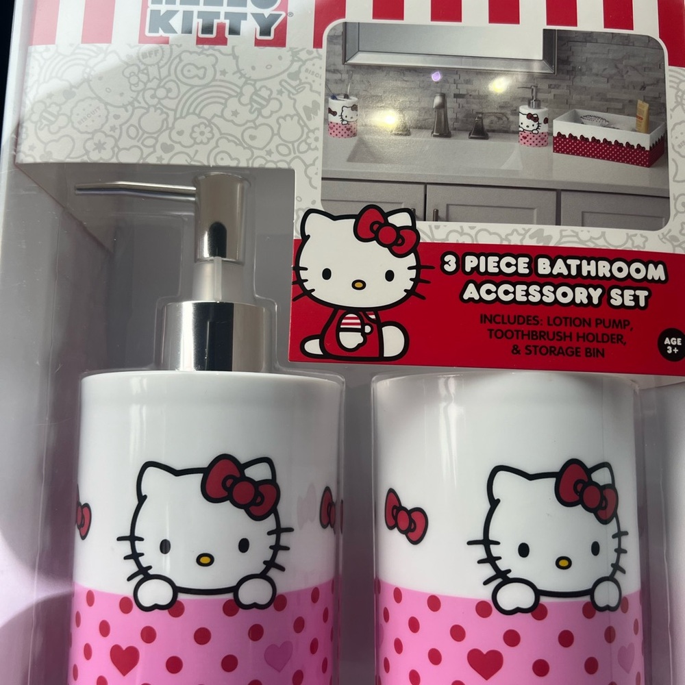 Hello Kitty White Bathroom Set